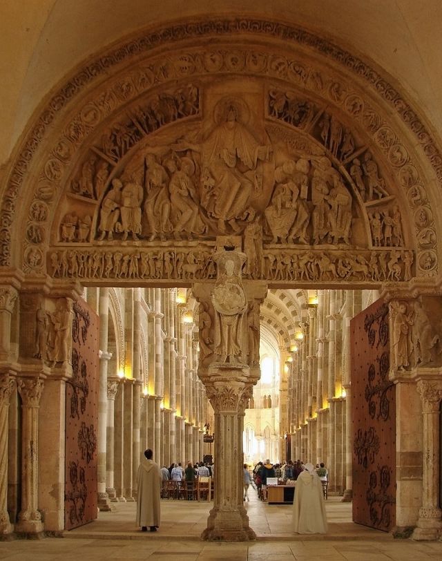 Vézelay_Narthex